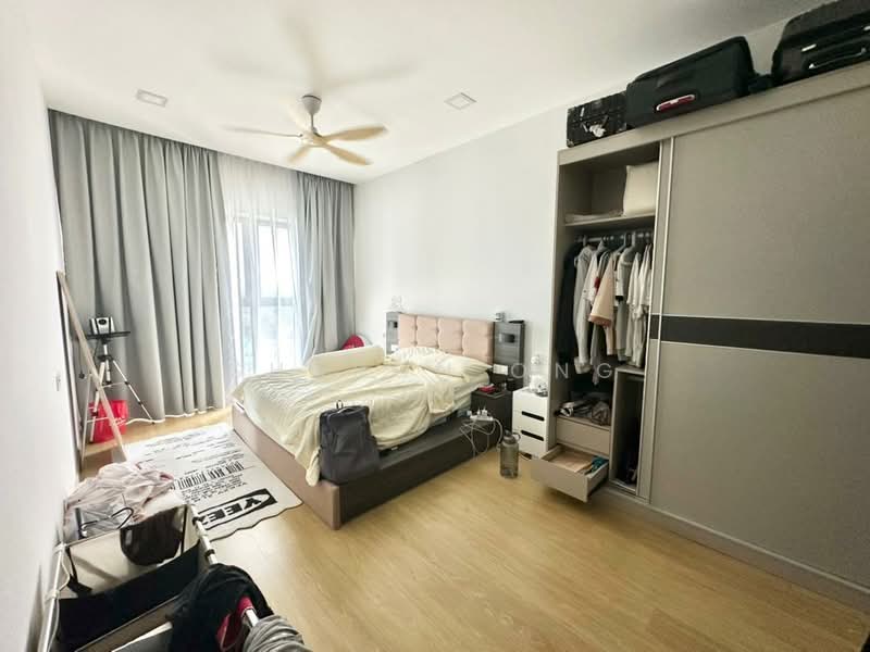 Condominium for Sale at Amberside @ Country Garden Danga Bay - Sharon Ong - Bedroom - PropertyGuru.com.my