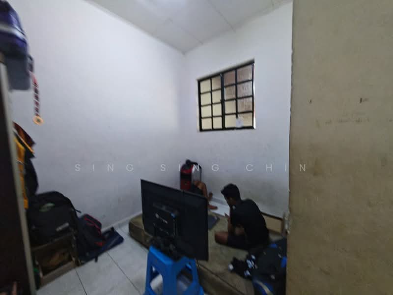 1-storey Terraced House for Sale in Bandar Putra (Kulai) - Sing Sing Chin - Interior - PropertyGuru.com.my