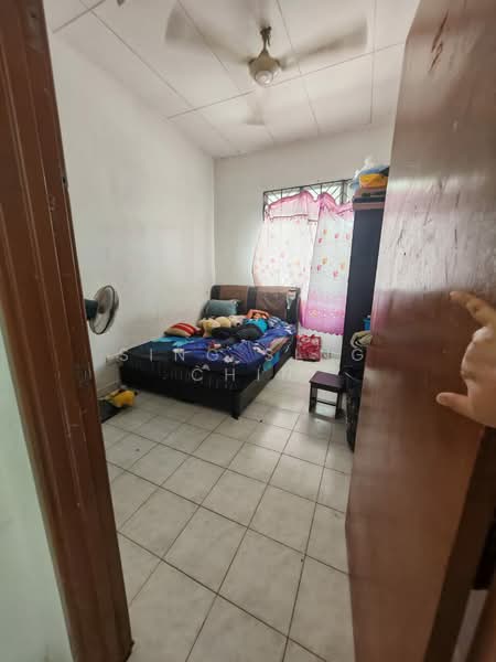 1-storey Terraced House for Sale in Bandar Putra (Kulai) - Sing Sing Chin - Bedroom - PropertyGuru.com.my