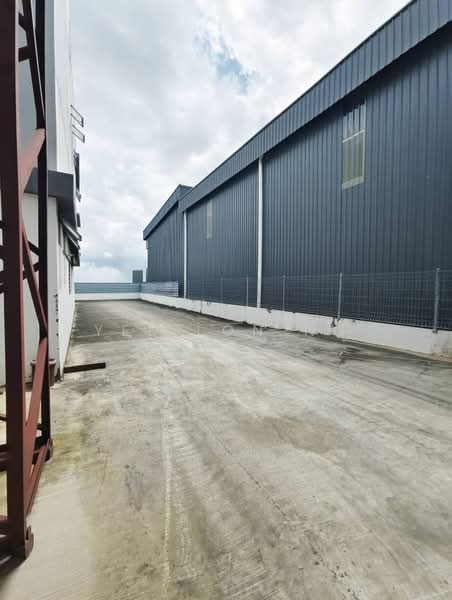 Semi-D Factory for Sale in Johor Bahru (Johor) - Yee Lon Ng - Exterior - PropertyGuru.com.my