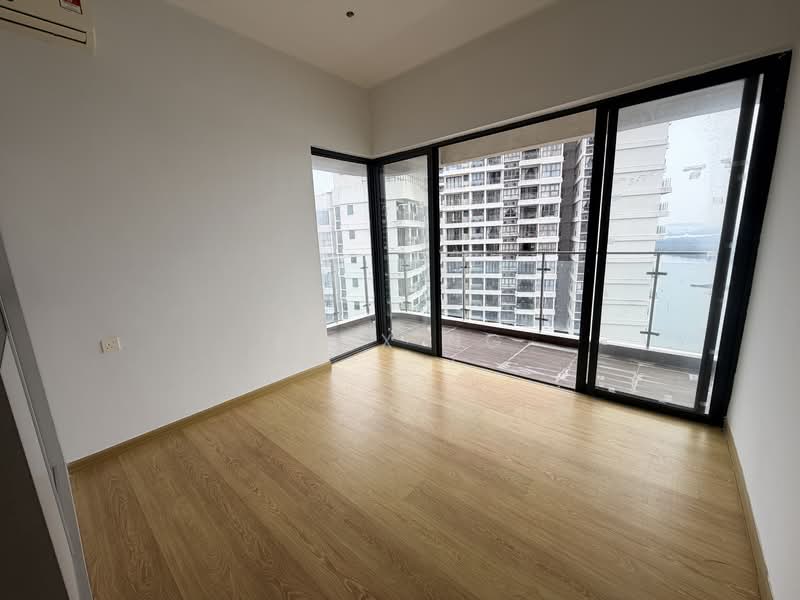 Condominium for Sale at Bay Laurel @ Country Garden Danga Bay - Alex Ng - Balcony - PropertyGuru.com.my