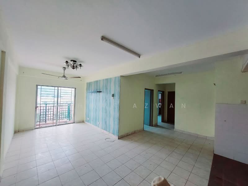 Condominium for Sale at Pangsapuri Saujana Gombak - Ashraf Azwan - Living Room - PropertyGuru.com.my