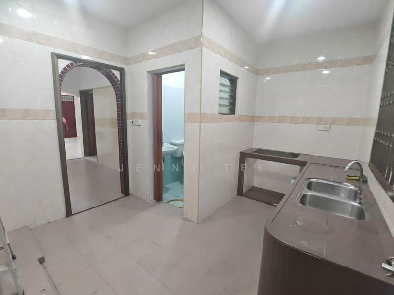 2-storey Terraced House for Rent in Iskandar Puteri (Nusajaya) (Johor) - Jenny Tee - Kitchen - PropertyGuru.com.my