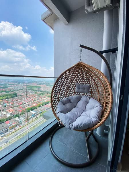 Service Residence for Sale at The Grand Subang Jaya SS15 - Ocastle Teng - Balcony - PropertyGuru.com.my