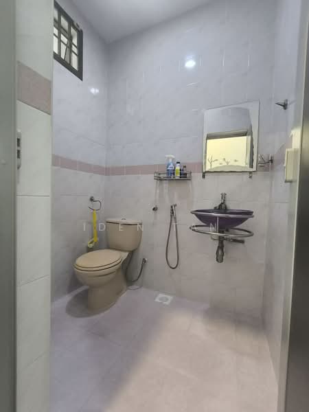 Rumah Teres 1 Tingkat untuk Dijual di Taman Nusa Bestari (Iskandar Puteri (Nusajaya)) - Iden Tan - Bathroom - PropertyGuru.com.my