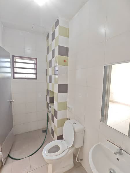 2-storey Terraced House for Sale in Taman Nusa Idaman (Iskandar Puteri (Nusajaya)) - Shao Qi - Bathroom - PropertyGuru.com.my