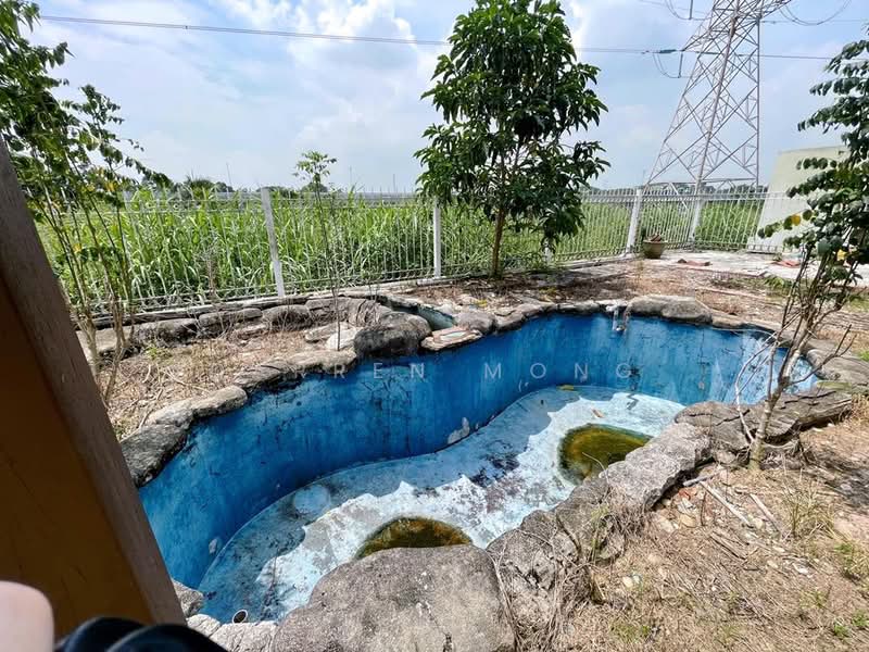 2-storey Terraced House for Sale in Johor Bahru (Johor) - Darren Mong - Garden - PropertyGuru.com.my