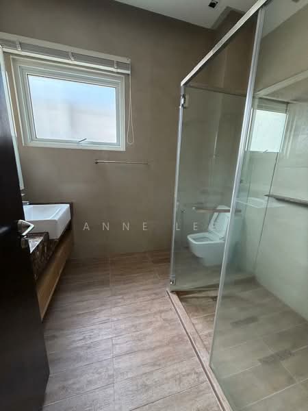 3-storey Terraced House for Rent in Tanjung Bungah (Penang) - Anne Lee - Bathroom - PropertyGuru.com.my