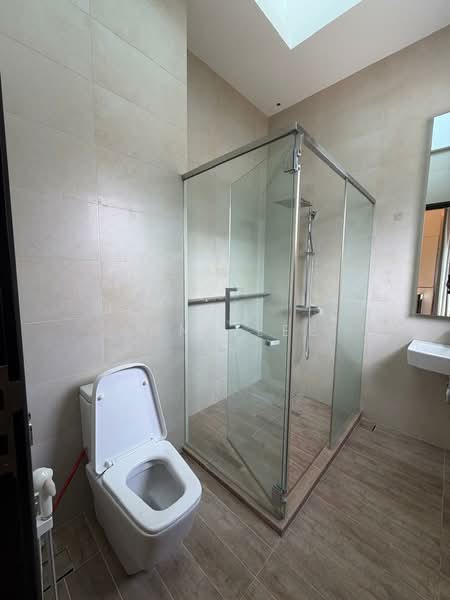 3-storey Terraced House for Rent in Tanjung Bungah (Penang) - Anne Lee - Bathroom - PropertyGuru.com.my