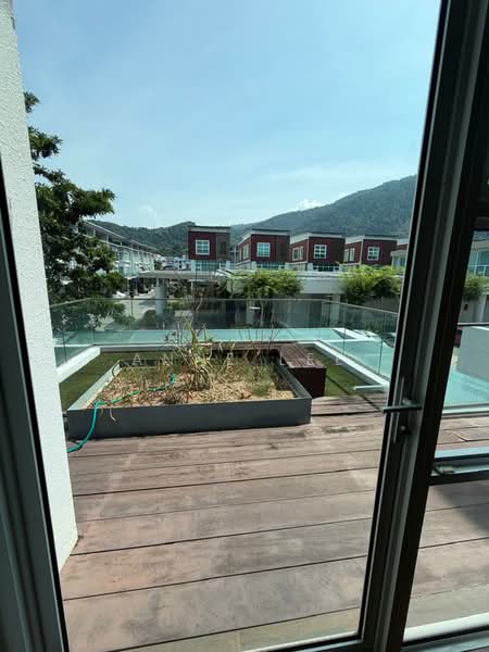 3-storey Terraced House for Rent in Tanjung Bungah (Penang) - Anne Lee - Exterior - PropertyGuru.com.my