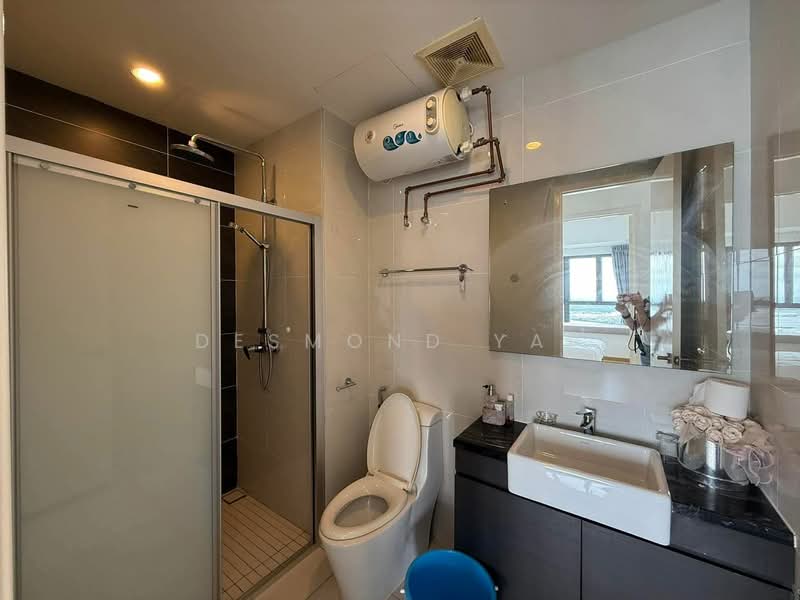 Royal Strand @ Country Garden Danga Bay untuk Untuk Disewa - RM 3,500 /bulan, Apr 2026 - Bathroom - PropertyGuru.com.my