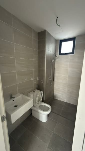 Condominium for Sale at Eco Bloom - Janice Ooi - Bathroom - PropertyGuru.com.my