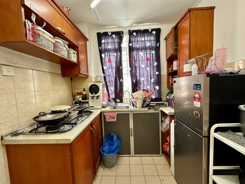 Cluster House for Sale in Bandar Puncak Alam (Puncak Alam) - Sue Arifin - Kitchen - PropertyGuru.com.my