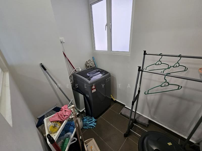 Service Residence for Sale at Novo 8 Residence - Wesley Tan - Interior - PropertyGuru.com.my