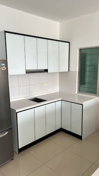 Kondominium untuk Dijual di Casa Tropicana - Jc Lee - Kitchen - PropertyGuru.com.my