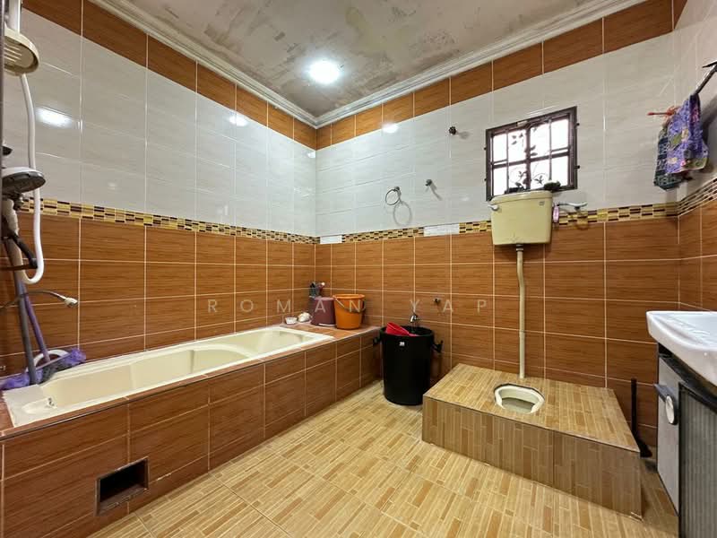 For Sale - Amethyst 2, Kota Emerald