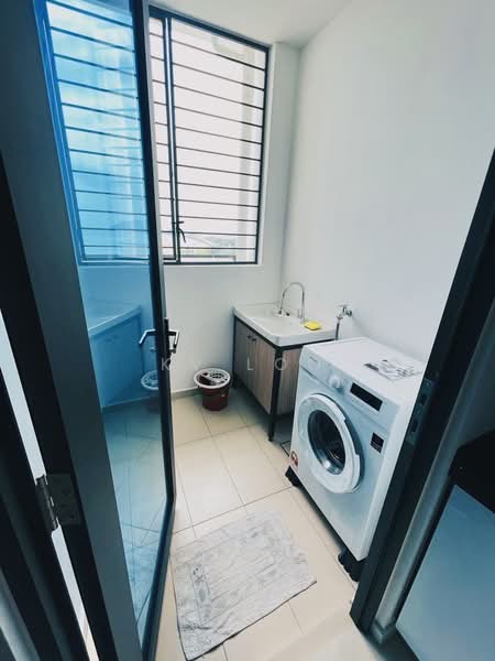 Condominium for Sale at Queens Residences Q1 @ Queens Waterfront - KV LOO - Interior - PropertyGuru.com.my