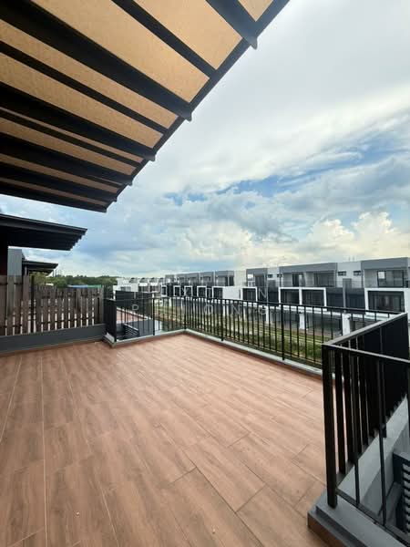 Waterway Residences untuk Untuk Dijual - RM 2,300,000, Apr 2026 - Balcony - PropertyGuru.com.my