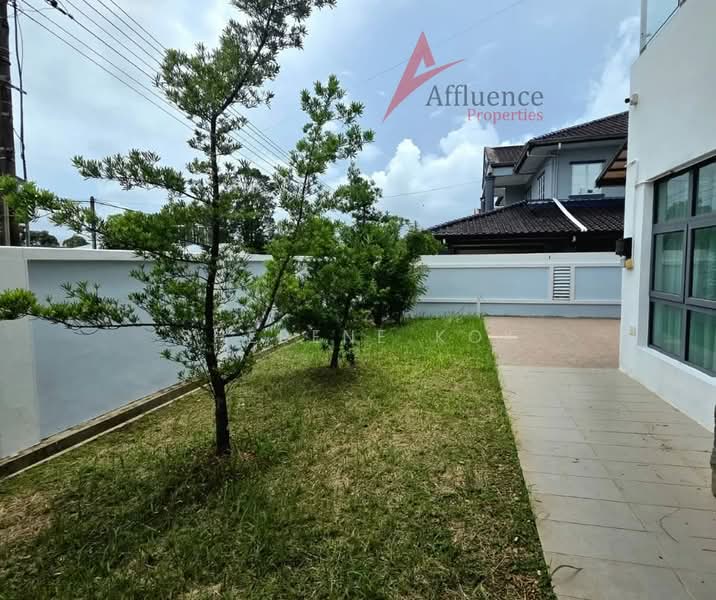 Semi-Detached House for Sale in Kuching (Sarawak) - Sherene Kok - Exterior - PropertyGuru.com.my