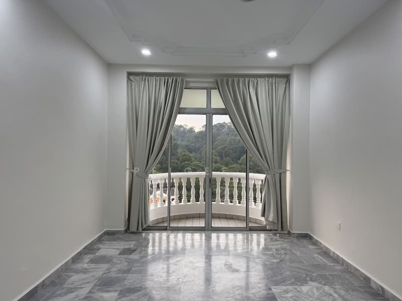 Condominium for Sale at Casa Mila - PeiGee . - Balcony - PropertyGuru.com.my