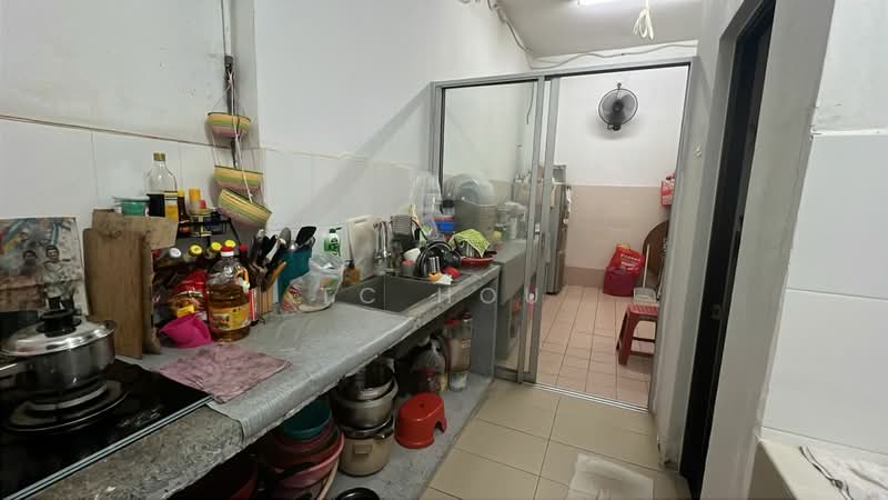 Terraced House for Sale in Balakong (Selangor) - TC Hou - Kitchen - PropertyGuru.com.my