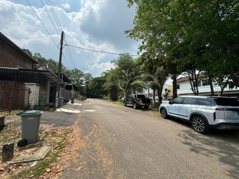 2-storey Terraced House for Sale in Taman Sri Putri (Skudai) - Iden Tan - Exterior - PropertyGuru.com.my