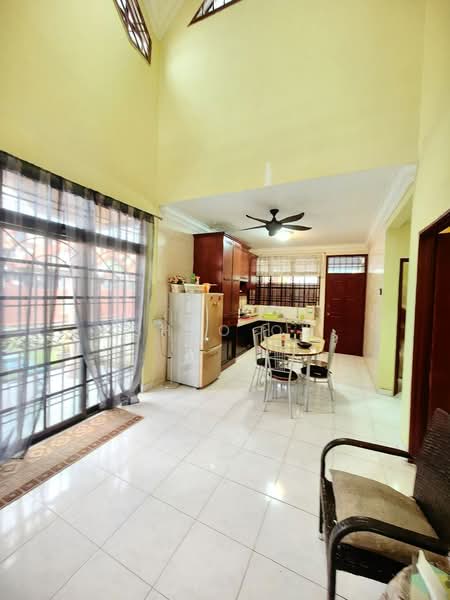 1.5-storey Terraced House for Sale in Taman Rinting (Masai) - Shao Qi - Kitchen - PropertyGuru.com.my