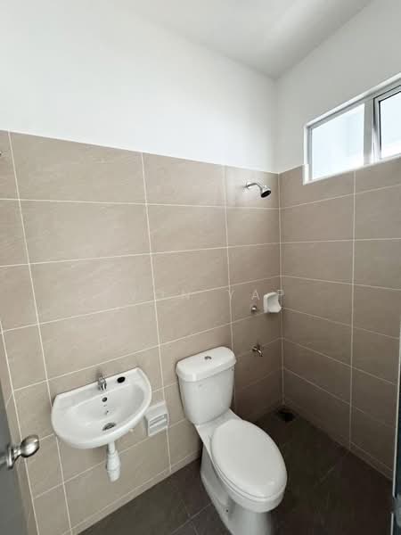 2-storey Terraced House for Sale in Bandar Dato Onn (Tebrau) - Evon Yap - Bathroom - PropertyGuru.com.my