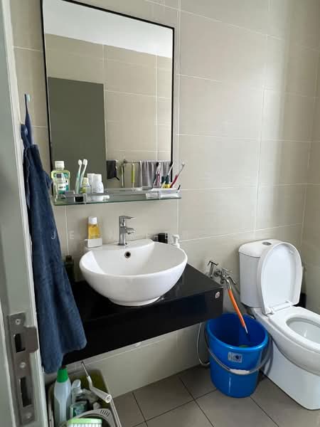 Service Residence for Sale at LakePark Residence @ KL North - Jennifer Tee - Bathroom - PropertyGuru.com.my