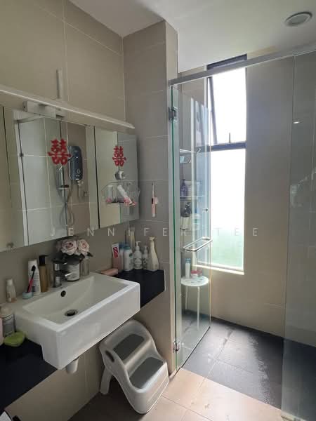 Service Residence for Sale at LakePark Residence @ KL North - Jennifer Tee - Bathroom - PropertyGuru.com.my