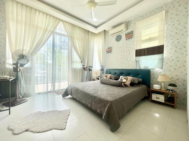 Cluster House for Sale in Bandar Saujana Putra (Tanjong Duabelas) - Hazeman Omar - Bedroom - PropertyGuru.com.my