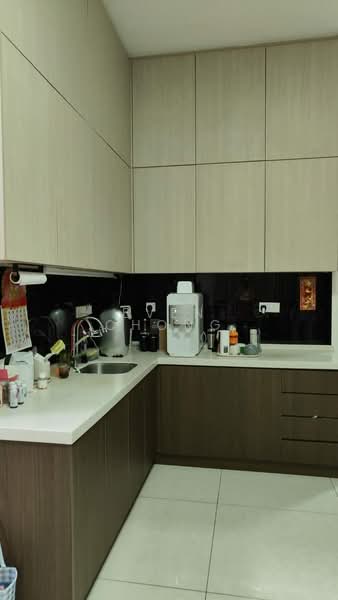 Long Branch Residence untuk Untuk Dijual - RM 2,600,000, Apr 2026 - Kitchen - PropertyGuru.com.my