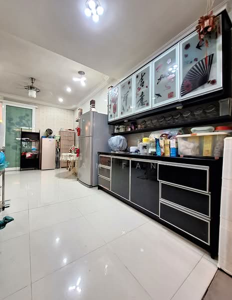 2-storey Terraced House for Sale in Taman Mutiara Indah (Puchong) - Ian Fan - Kitchen - PropertyGuru.com.my