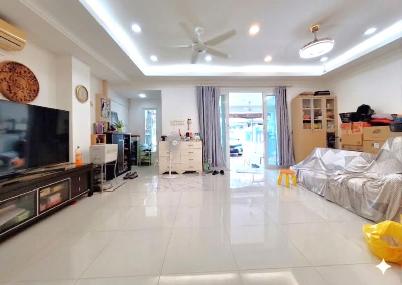 2-storey Terraced House for Sale in Taman Mutiara Indah (Puchong) - Ian Fan - Living Room - PropertyGuru.com.my