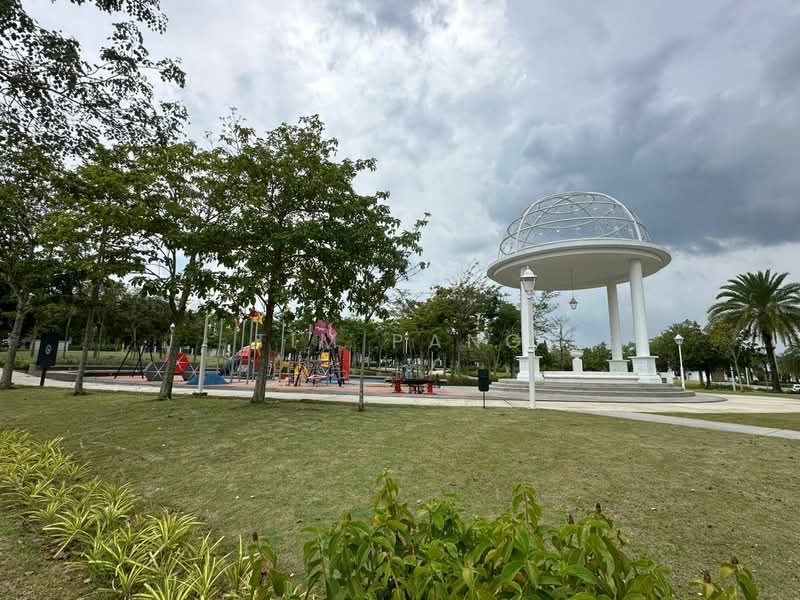 Cluster House for Sale in Eco Majestic (Semenyih) - Tim Pang - Exterior - PropertyGuru.com.my