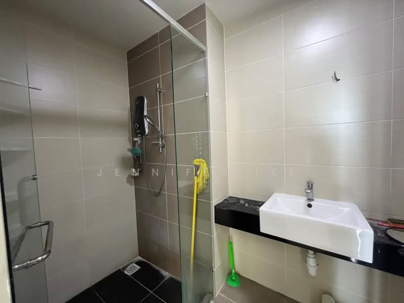 LakePark Residence @ KL North untuk Untuk Dijual - RM 438,000, Apr 2026 - Bathroom - PropertyGuru.com.my