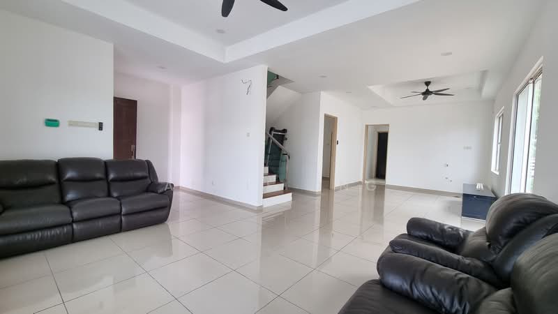 Semi-Detached House for Sale in Serendah (Selangor) - Angie Ong - Living Room - PropertyGuru.com.my