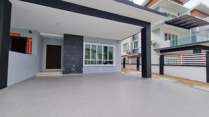 Semi-Detached House for Sale in Serendah (Selangor) - Angie Ong - Exterior - PropertyGuru.com.my