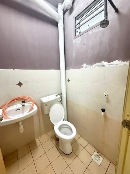 Rumah Teres 2 Tingkat untuk Disewa di Skudai (Johor) - Mandy Goh Siew Li - Bathroom - PropertyGuru.com.my