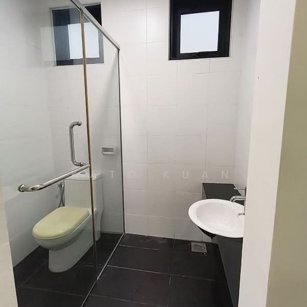 Condominium for Rent at Encorp Strand Residence - Kato Kuan - PropertyGuru.com.my