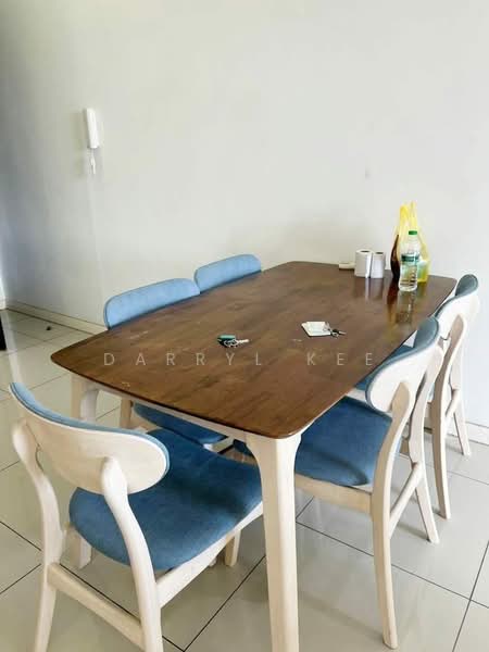 Condominium for Sale at The WaterEdge (Pinggiran Air) - Darryl Kee - Dining Room - PropertyGuru.com.my