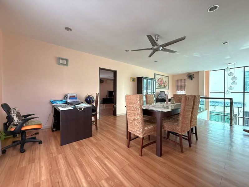 Bungalow for Sale in Rawang (Selangor) - Kathy Pong - Study - PropertyGuru.com.my