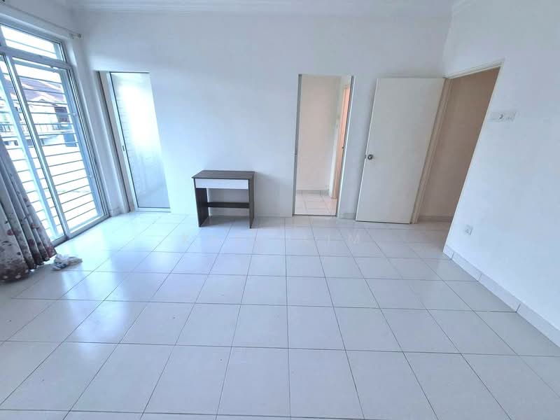 2-storey Terraced House for Sale in Taman JP Perdana (Johor Bahru) - Karl Lim - Living Room - PropertyGuru.com.my