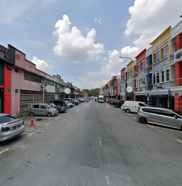 For Sale - Taman Industri Bolton, Batu Caves 1.5 Story Factory For Sale