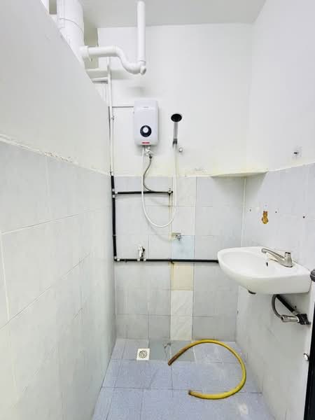 Apartment for Sale at Sri Saujana - KV LOO - Bathroom - PropertyGuru.com.my