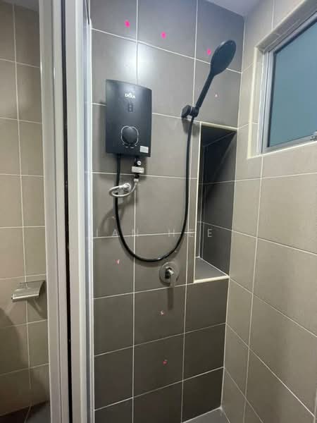 Service Residence for Sale at Serviced Residence @ Razak City Residences (RC Residences) - Ian Hee - Bathroom - PropertyGuru.com.my