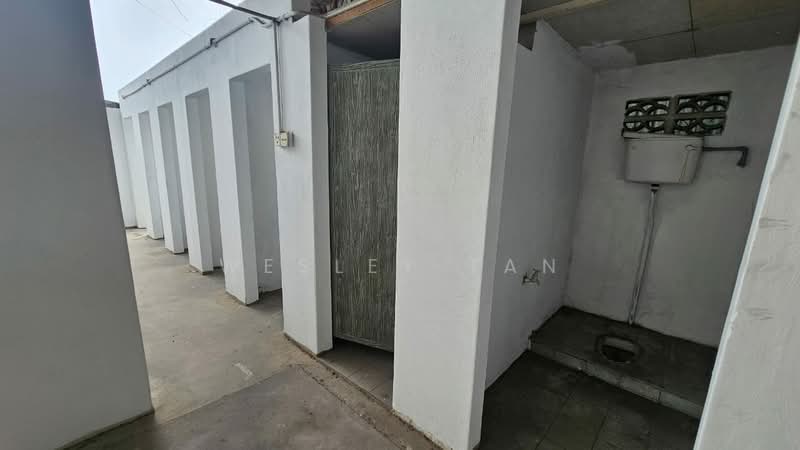 Factory for Rent in Bukit Rambai (Melaka) - Wesley Tan - Bathroom - PropertyGuru.com.my