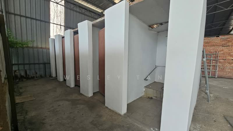 Factory for Rent in Bukit Rambai (Melaka) - Wesley Tan - Bathroom - PropertyGuru.com.my