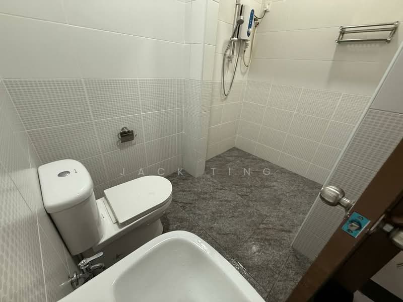 2-storey Terraced House for Sale in Kota Masai (Pasir Gudang) - Jack Ting - Bathroom - PropertyGuru.com.my