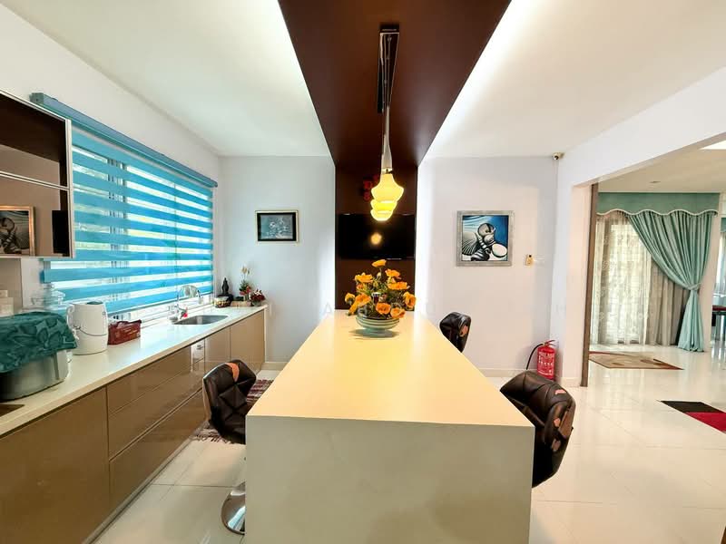 Semi-Detached House for Sale in Puncak Bangi (Bandar Baru Bangi) - Fauzi Abdullah - Kitchen - PropertyGuru.com.my